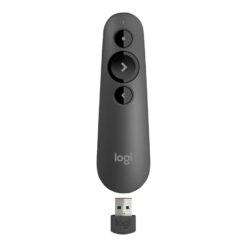 Logitech R500s presentationsfjärrkontroll i grafit tillsammans med den medföljande USB-mottagaren