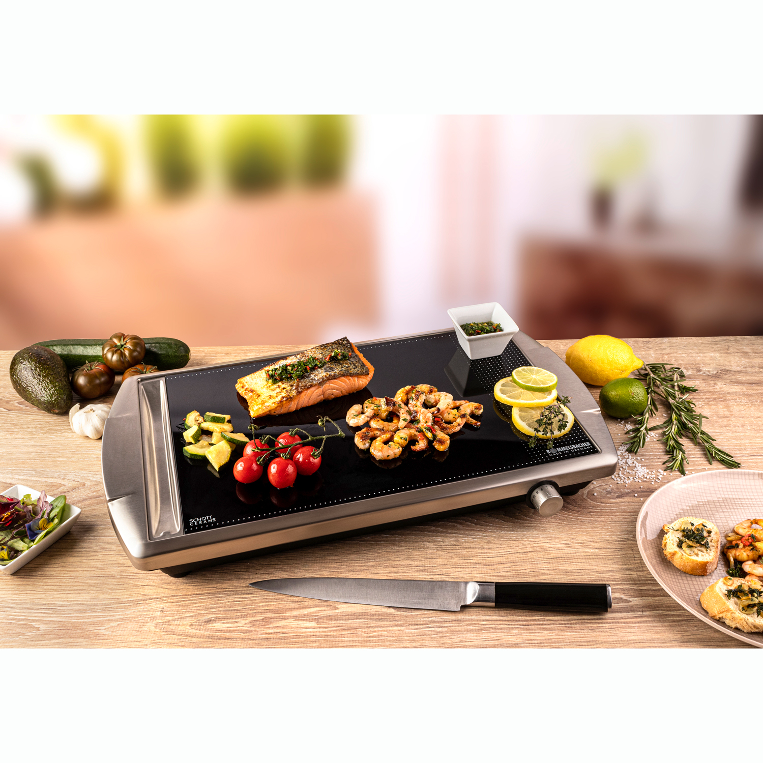 Grillad lax och räkor med citron tillagade på Rommelsbacher SCHOTT CERAN®-grill
