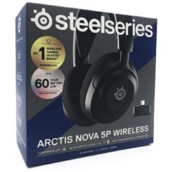 SteelSeries Arctis Nova 5P Wireless gaming-headset i svart i sin förpackning, framsida