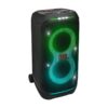 JBL PartyBox Stage 320 i vinkel med ljusshow