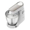Kenwood Titanium Chef Baker XL KVL65.001WH vispar grädde i skålen med den inbyggda digitala vågen synlig i basen.