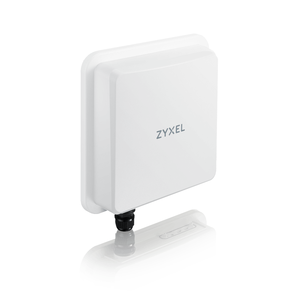 Zyxel Nebula FWA710 Utomhus 5G-Router 2.5GbE PoE