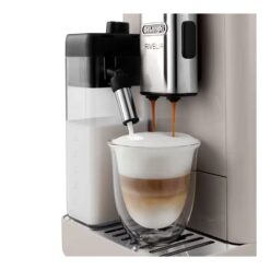 Latte macchiato bryggs i Rivelia med automatisk mjölkskumning