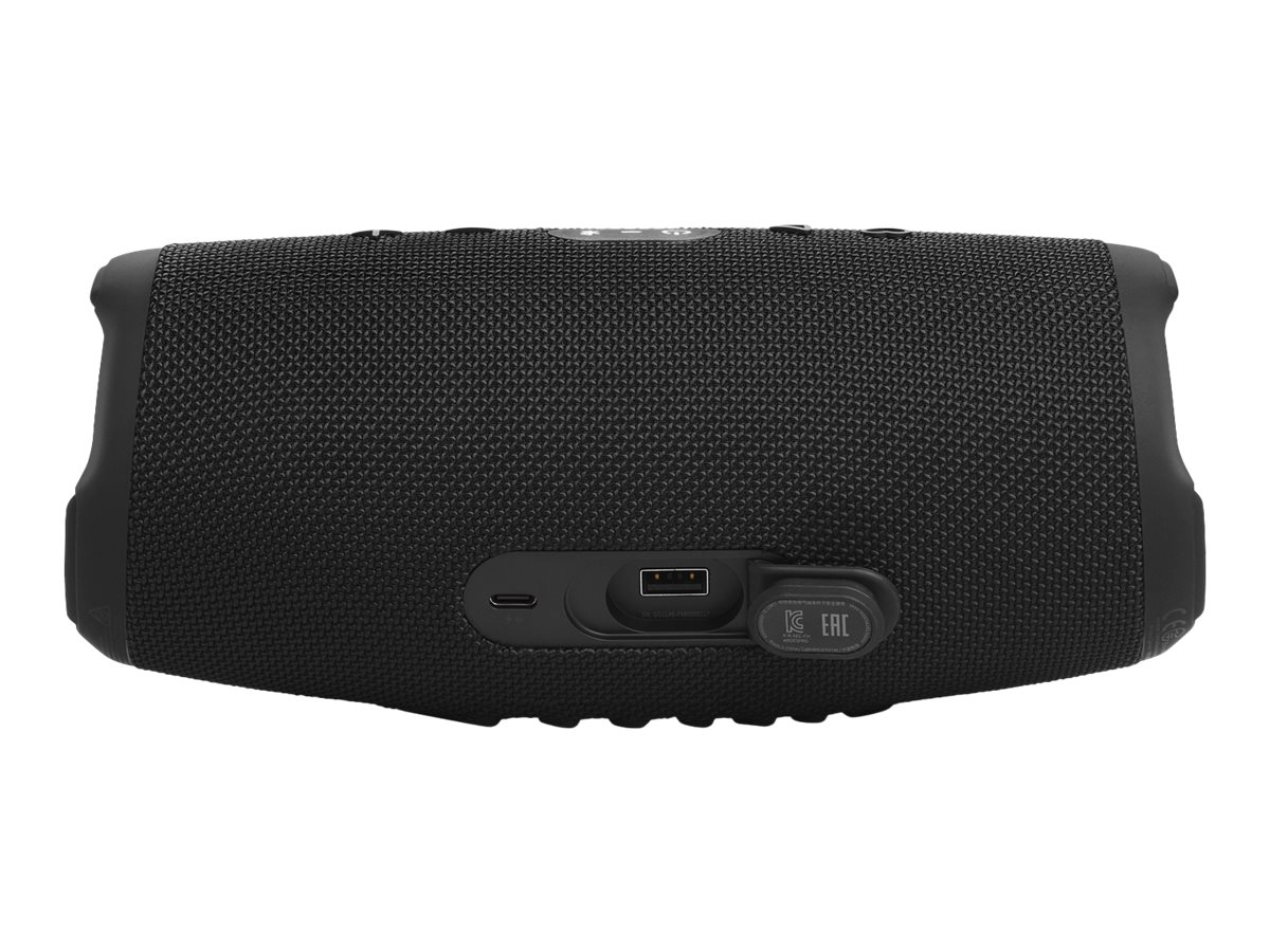 JBL Charge 5 Wi-Fi högtalare svart, sedd bakifrån med USB-port