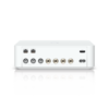 Ubiquiti UniFi PowerAmp vit – detaljvy av portar och utgångar