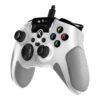 Närbild på actionknappar A B X Y och styrspak på Turtle Beach Recon Controller