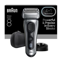 Braun Series 8 8617s rakapparat i silver visad tillsammans med förpackning och resefodral