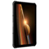 Blackview Active 7 sedd i vinkel med sidoknappar