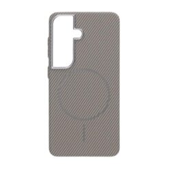 Samsung Galaxy S26 Plus mobilskal med carbonmönster i grått, övre delen med kameraurtag