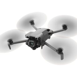 DJI Mini 5 Pro drönaren i luften