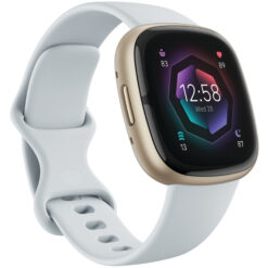 Fitbit Sense 2 smartklocka i Blue Mist och Soft Gold sedd snett framifrån